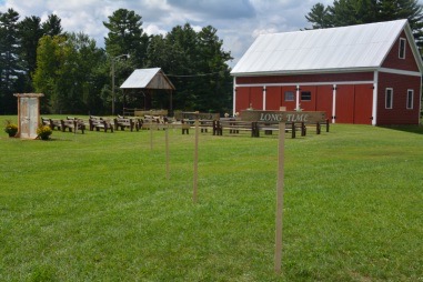 Browning wedding at Raitt Farm overview of red apple barn